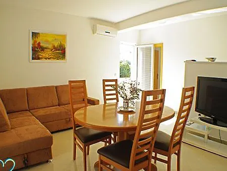 Daire Apartman Budget 4+1 Id 610