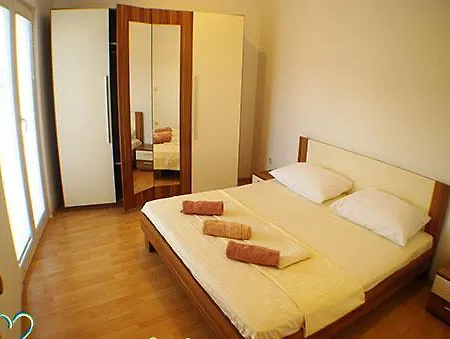 Daire Apartman Budget 4+1 Id 610 *